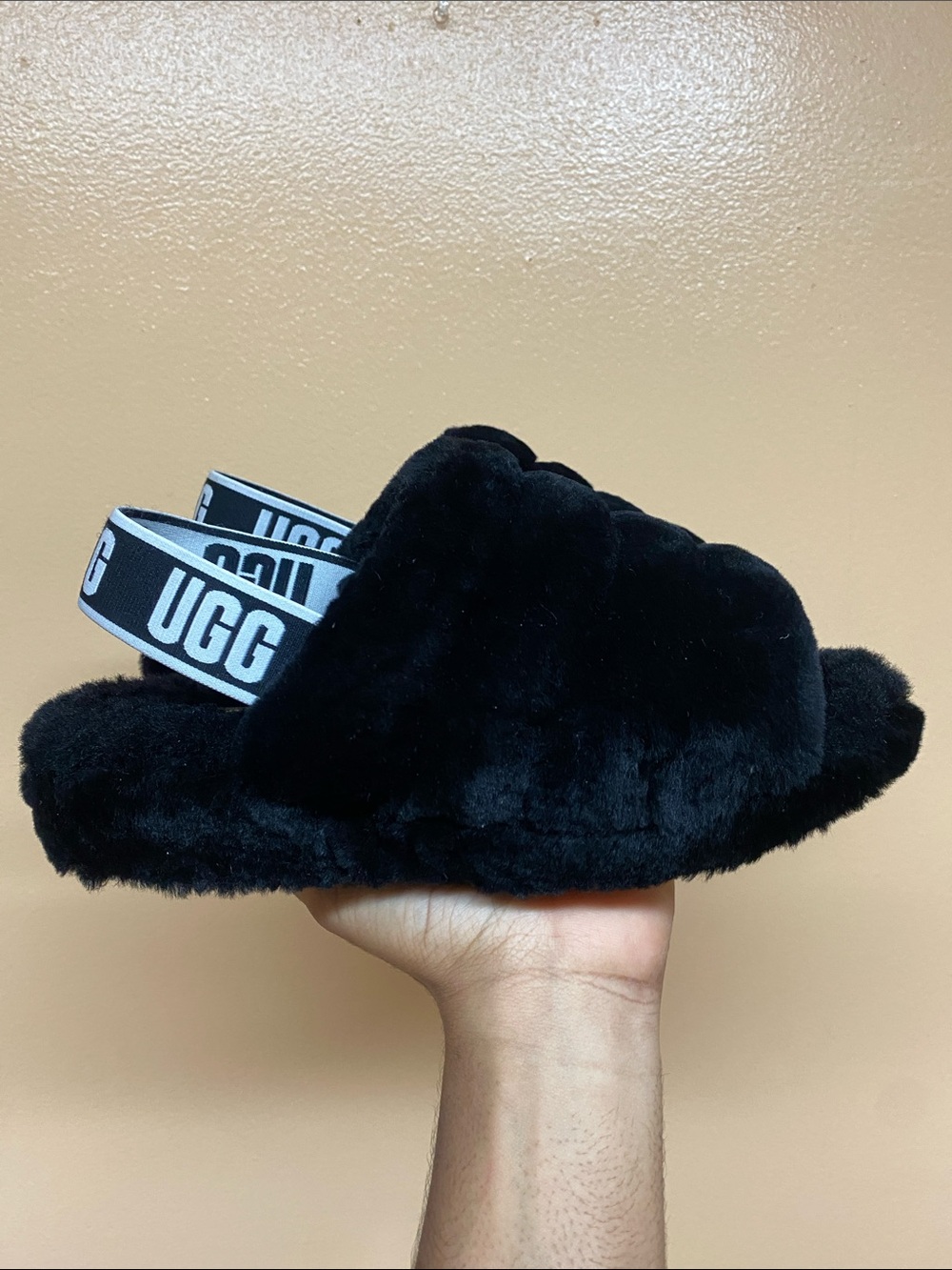 UGG Fluff Yeah Slide “Black White” Size 7 1095119-BLK